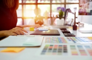 Understanding different marketing company structures to optimize team performance and business growth.