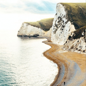 Discover October 2022 market and data insights for Southern England’s key trends.